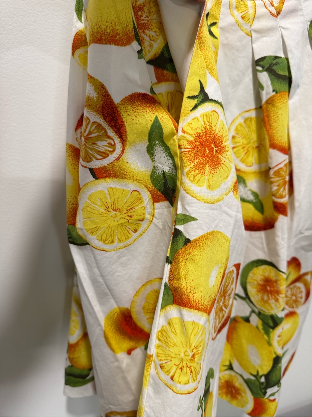 Banana Republic Lemon Dress | Very Good Condition | Size 8P - Picture 5 of 15